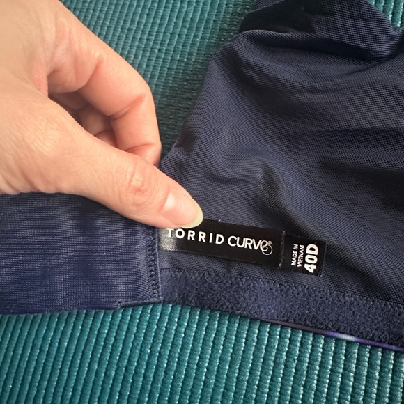 Torrid Bra Back Smoothing Push Up Plunge Galaxy Celestial Night Sky 40D - Picture 6 of 7
